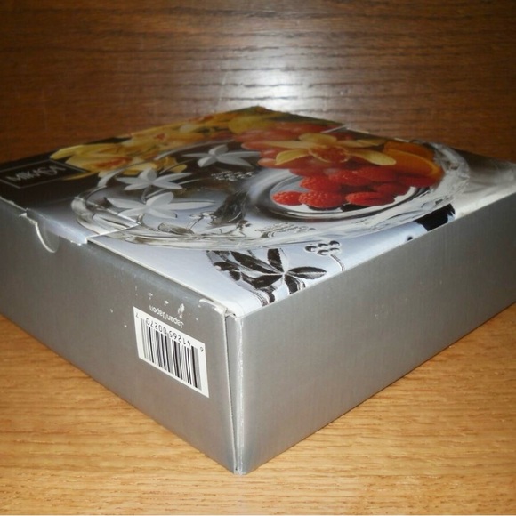 New Mikasa Garden Terrace Crystal Bowl 8.5" - WY923/257 - Picture 5 of 5